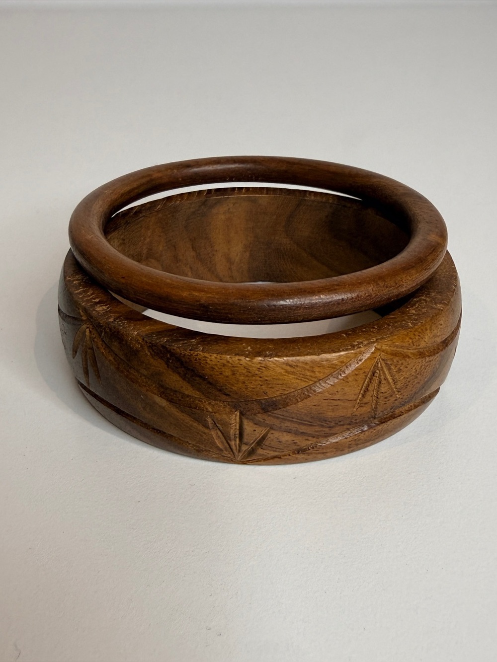 Wooden bangle set